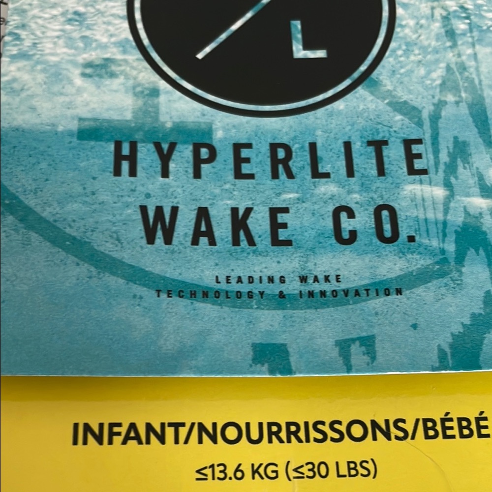 Hyperlite - Kids Life Vest  Life Jacket - Picture 6 of 8